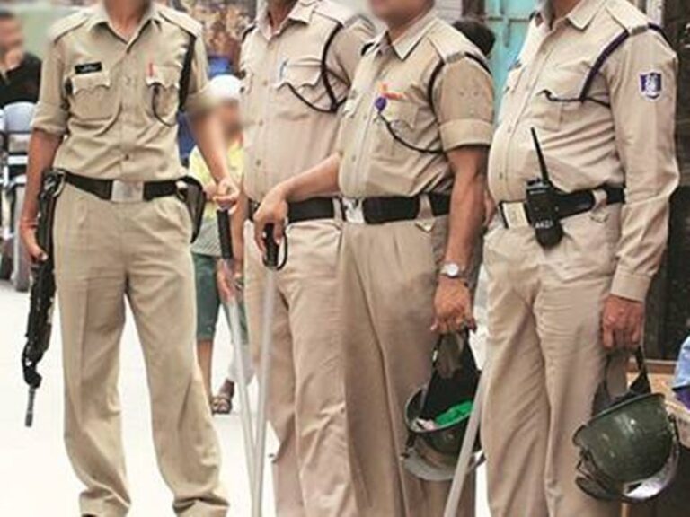 फर्जी ऋण पुस्तिका से लिए करोड़ों रुपए भी हो गए माफ