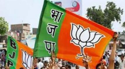 भाजपा में शामिल हुए गोंडवाना गणराज्य पार्टी के 15 कार्यकर्ता