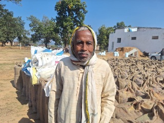 मृणाल मंडल ने धान विक्रय का सही मूल्य मिला : ऑनलाइन टोकन से आसान हुआ धान खरीदी