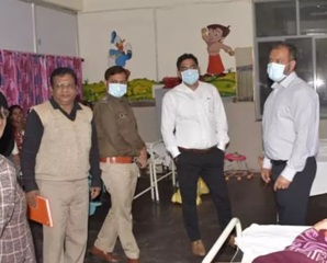 स्वास्थ्य केंद्र की बदहाली पर कलेक्टर सख्त, मेडिकल ऑफिसर को नोटिस, निलंबन की चेतावनी