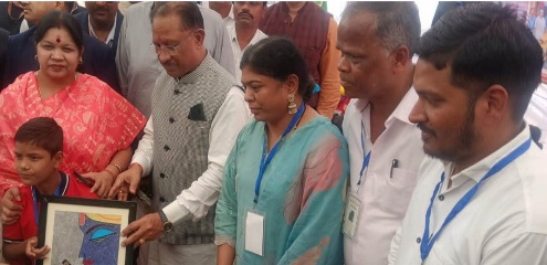 संवेदनशील शासन की पहल से संवरता भविष्य