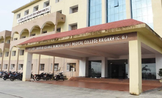 रायगढ़ मेडिकल कॉलेज में विशेषज्ञ डॉक्टरों की नियुक्ति से स्वास्थ्य सेवाओं का अभूतपूर्व विस्तार: हजारों मरीज़ों को मिलेगा लाभ