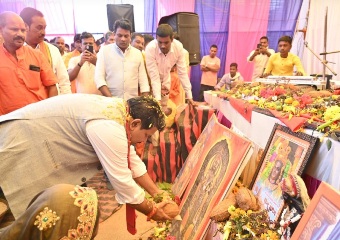 उपमुख्यमंत्री विजय शर्मा ग्राम मोटियारी में नवधा रामायण में हुए शामिल