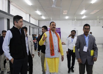 स्वास्थ्य मंत्री ने किया जिला चिकित्सालय जांजगीर-चांपा का औचक निरीक्षण, नई ओपीडी व एनआईसीयू का किया शुभारंभ