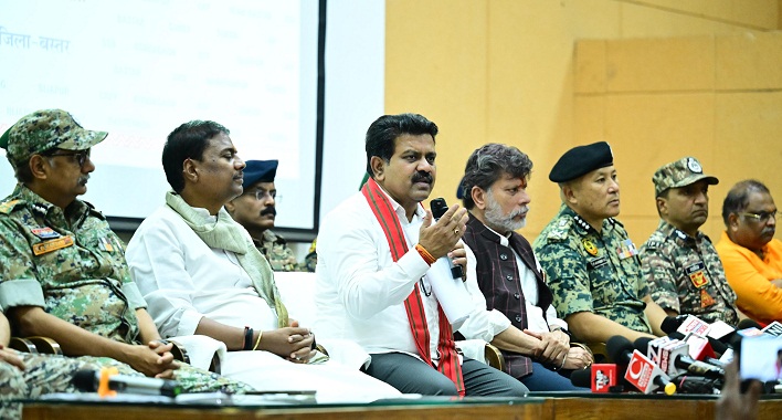 छत्तीसगढ़ 31 मार्च 2026 तक सशस्त्र नक्सलवाद से होगा पूर्णतः मुक्त – उपमुख्यमंत्री विजय शर्मा
