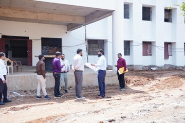 शिक्षा, पर्यटन और यातायात को मिलेगी नई गति: कुनकुरी में निर्माणाधीन परियोजनाओं का कलेक्टर ने किया निरीक्षण