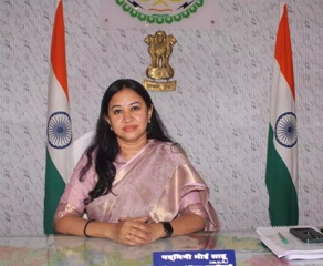 कलेक्टर पदमिनी भोई साहू ने पंचायत सचिव को किया सस्पेंड