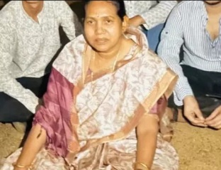 महिला विधायक रेत उत्खनन रोकने आधी रात पहुंच गई खदान