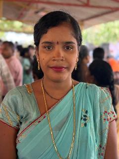 बिहान से मिली उड़ान: मुर्गीपालन और आधुनिक खेती से लखपति बनीं रत्ना ठाकुर, हर माह कमा रहीं 35 से 50 हजार रुपये