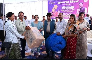 विशेष लेख : ”नीली क्रांति” से समृद्धि की ओर: मछली पालन बना ग्रामीण विकास, रोजगार और आत्मनिर्भरता का आधार