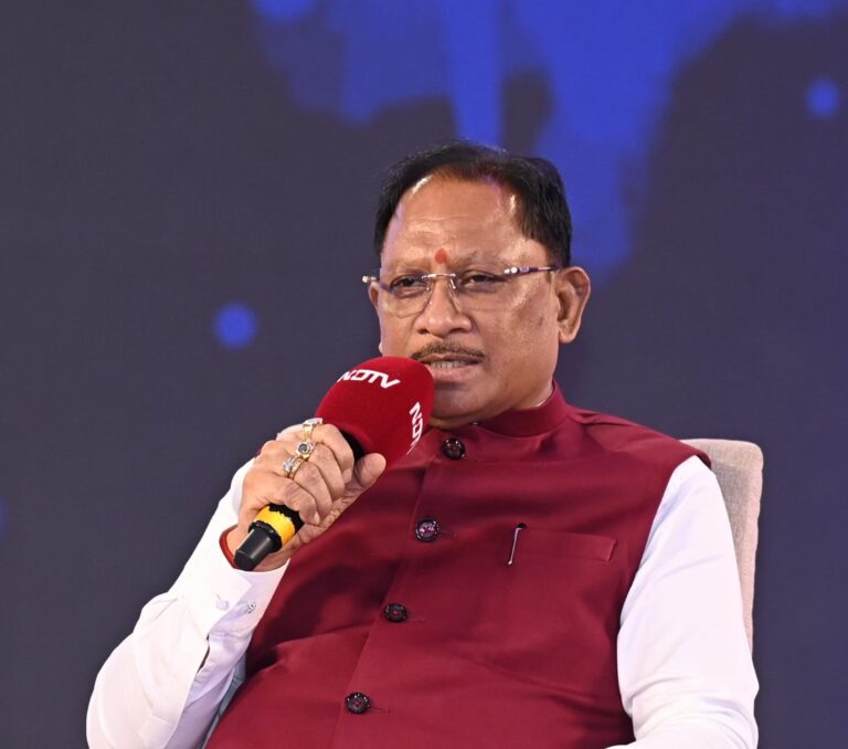 इमर्जिंग छत्तीसगढ़–सशक्त नारी, समृद्ध प्रदेश कार्यक्रम में मुख्यमंत्री विष्णुदेव साय हुए शामिल