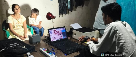 संवेदनशीलता की अनूठी मिसाल जब मासूम की चौखट पर खुद पहुँचा प्रशासन, दूर हुई आधार की बाधा