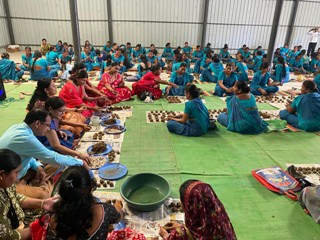 वीबी- जीरामजी के अंतर्गत सारंगढ़ में स्व-सहायता समूहों की अभिनव पहल, 30 हजार सीड बॉल का वितरण