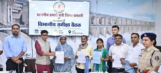 राजस्व मामलों में देरी बर्दाश्त नहीं, समय पर निपटाएं नामांतरण और बंटवारा-मंत्री टंक राम वर्मा