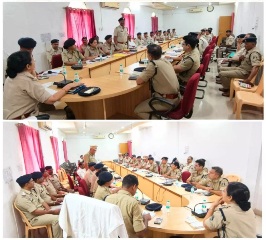SP भावना पांडेय ने धमतरी जिले के पुलिस अफसरों की ली बैठक
