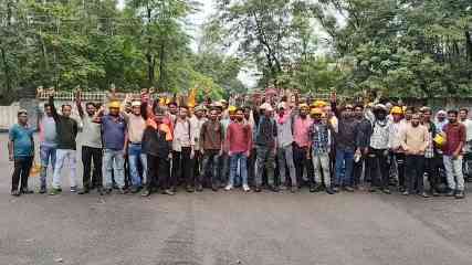 वेतन संकट से ठप हुआ गेवरा परियोजना का निर्माण कार्य, 150 ठेका श्रमिकों का प्रदर्शन, समय पर भुगतान की उठी मांग