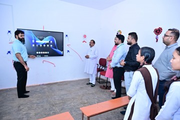 IDBI बैंक की CSR पहल से जशपुर के 8 विद्यालयों में शुरू हुई स्मार्ट क्लास, डिजिटल शिक्षा को मिलेगा नया आयाम