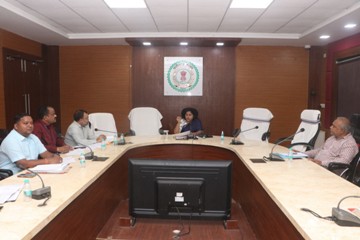 कलेक्टर ने ली खाद्य विभाग की समीक्षा बैठक, दिए आवश्यक दिशा-निर्देश