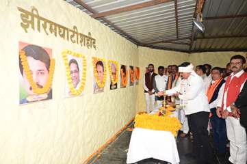 झीरम पहुंच उप मुख्यमंत्री विजय शर्मा ने शहीदों को दी श्रद्धांजलि