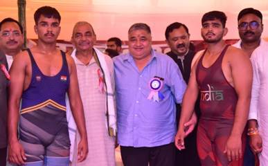 नागपंचमी पर अंबिकापुर में भव्य दंगल कुश्ती प्रतियोगिता