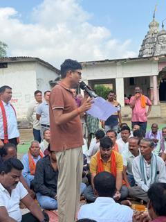 ग्राम सकरबोगा में वित्त मंत्री ओ.पी. चौधरी ने ग्रामीणों से किया आत्मीय संवाद