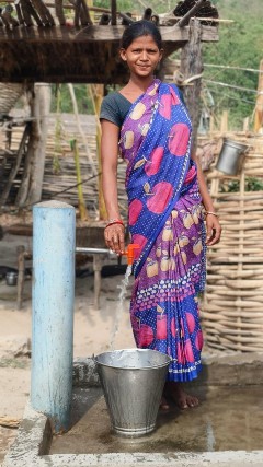 जल जीवन मिशन से संवर रही नारायणपुर के वनांचल की तस्वीर- घर-घर पहुँच रहा शुद्ध पेयजल, बढ़ रही खुशहाली