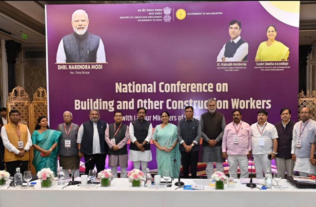निर्माण श्रमिकों की सामाजिक सुरक्षा पर मुंबई में राष्ट्रीय मंथन: कल्याणकारी योजनाओं और आंकड़ों के साथ रोडमैप तैयार