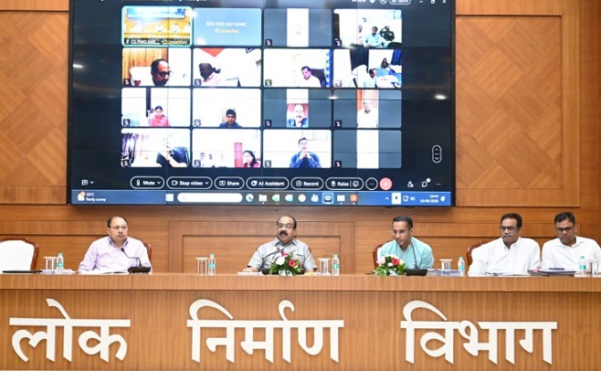 बारिश में खराब सड़कों पर उप मुख्यमंत्री अरुण साव ने जताई नाराजगी, 15 अक्टूबर तक सुधारने के दिए निर्देश