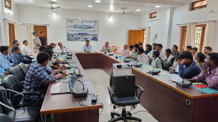 जलवायु परिवर्तन, बर्ड वाचिंग और स्थानीय जैव विविधता के दस्तावेजीकरण का मिला प्रशिक्षण