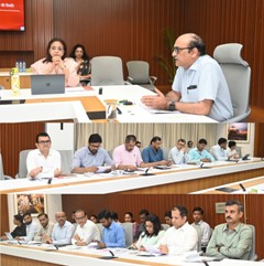 नियद नेल्ला-नार 2.0 और बस्तर मुन्ने 2.0 की मुख्य सचिव ने की समीक्षा, दूरस्थ गांवों तक योजनाओं का लाभ पहुंचाने पर जोर