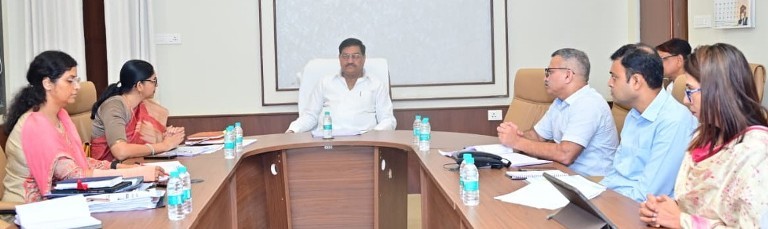 ’किसानों की सुविधा सर्वाेपरि, आगामी धान खरीदी के लिए समय रहते पूरी करें सभी तैयारियां: खाद्य मंत्री दयाल दास बघेल’