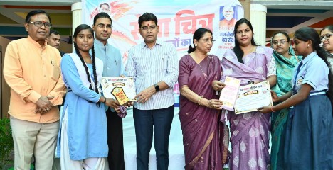 इतिहास रचने के लिए अटूट परिश्रम और निरंतर प्रयास ज़रूरी – मंत्री टंक राम वर्मा