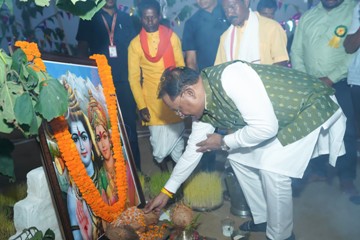 आदिवासी समाज का इतिहास गौरवशाली, हमारी संस्कृति और प्रकृति संरक्षण की परंपरा पूरे देश के लिए प्रेरणा : मुख्यमंत्री विष्णु देव साय