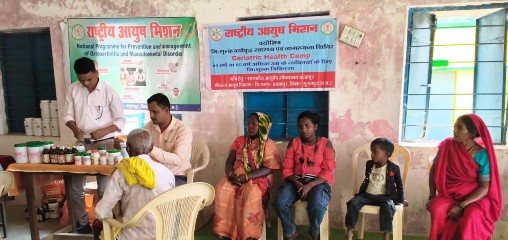 सेवा संकल्प अभियान से ग्रामीण अंचलों तक पहुंच रही आयुष चिकित्सा धरमपुर में आयोजित स्वास्थ्य शिविर में 57 मरीजों को मिला उपचार एवं परामर्श
