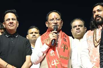 मुख्यमंत्री विष्णुदेव साय राजधानी रायपुर के विभिन्न गरबा एवं नवरात्रि महोत्सवों में हुए शामिल, प्रदेशवासियों को दी नवरात्रि की शुभकामनाएं